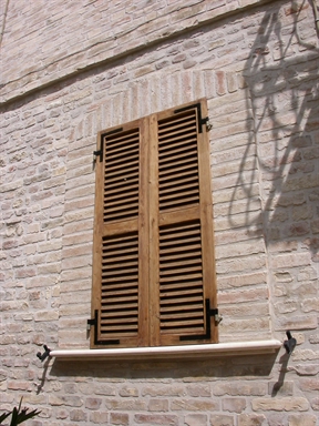 Palazzetto in P.zza Sigismondo Damiani